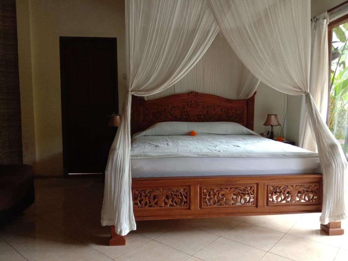 Villa Dedik House à Ubud Extérieur photo